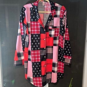 Victoria’s Secret Long Sleep Shirt